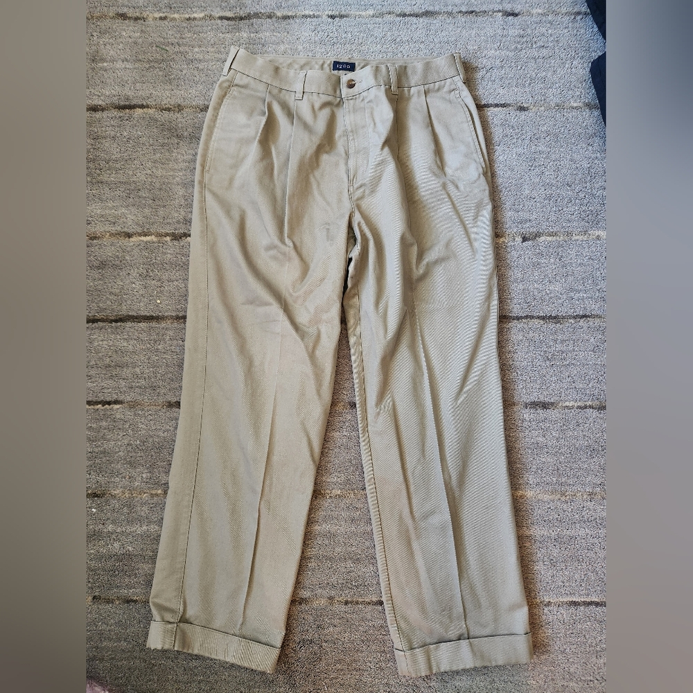 Izod Men's Khaki Chinos